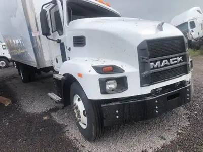 Mack MD Cab Assembly