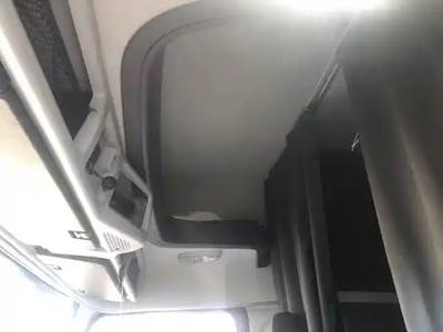 Volvo VNL Cab Assembly