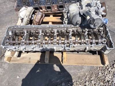 Detroit DD15 Camshaft for a 2012 Freightliner Cascadia 125