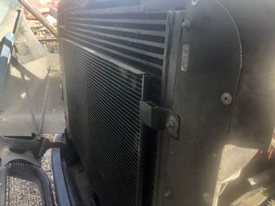 Kenworth T2000 Charge Air Cooler (ATAAC)