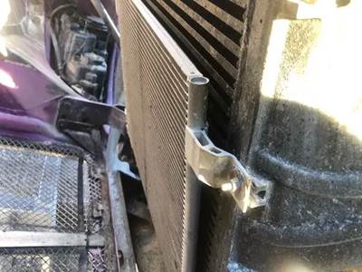 Kenworth T600 Charge Air Cooler (ATAAC)