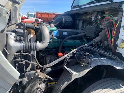 Volvo VNL Charge Air Cooler (ATAAC)