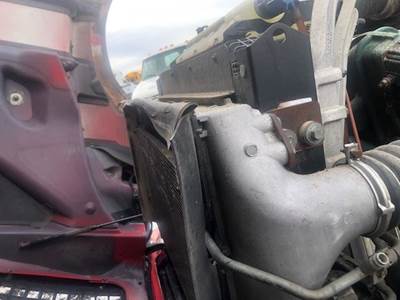 Volvo VNL Charge Air Cooler (ATAAC)