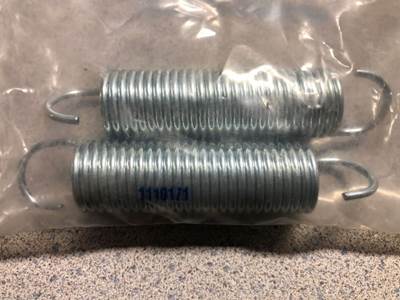 New Mack Surplus Clutch Return Spring Part# 25109197 Sold As Is No Warranty