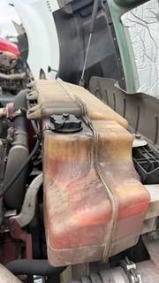 Mack Pinnacle CXU612 Coolant Reservoir for a 2015 Mack CXU612