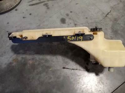 Mack Pinnacle CXU613 Coolant Reservoir for a 2015 Mack CXU613
