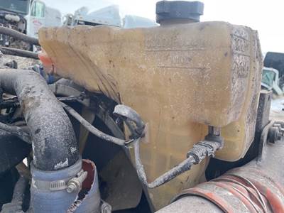 Peterbilt 579 Coolant Reservoir