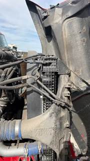 Freightliner Century Class 120 Cooling Assembly for a 2001 Freightliner C120