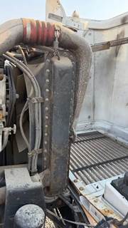 Freightliner FLD120 Cooling Assembly