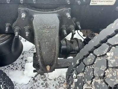 Detroit DART-400-4N Cutoff for a 2024 Freightliner Cascadia 126