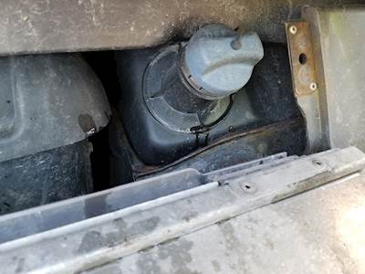 Freightliner Cascadia 125 DEF Tank