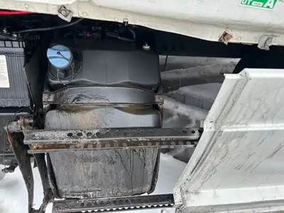 Freightliner Cascadia 125 DEF Tank