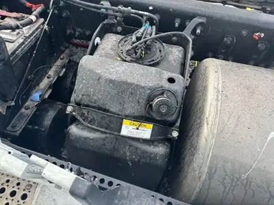 Freightliner Cascadia 126 DEF Tank