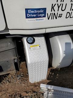 Freightliner Cascadia 132 DEF Tank