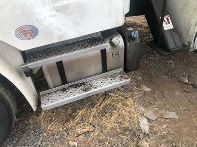 Freightliner M2 106 DEF Tank