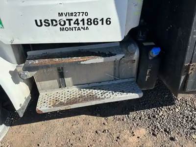 Freightliner M2 106 DEF Tank