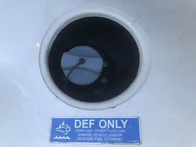 International LT625 DEF Tank