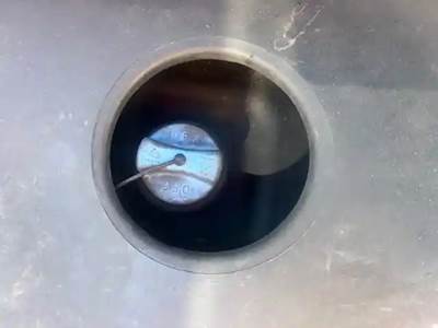 International LT625 DEF Tank