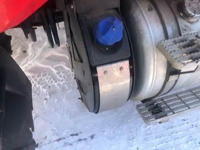 International DEF Tank for a 2016 International CT680