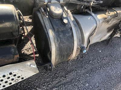 Kenworth T680 DEF Tank