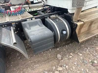 Kenworth T800 DEF Tank