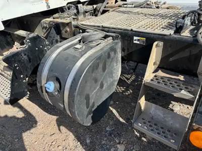 Kenworth T880 DEF Tank