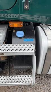 Mack Pinnacle CXU612 DEF Tank for a 2015 Mack CXU612