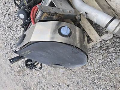 Peterbilt 337 DEF Tank