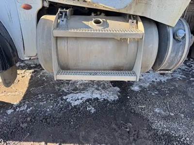 Peterbilt 367 DEF Tank