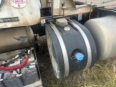 Peterbilt 367 DEF Tank