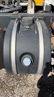 Peterbilt 389 DEF Tank