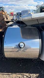 Peterbilt 389 DEF Tank