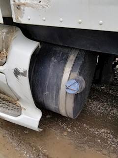 Peterbilt 579 DEF Tank