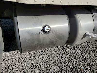 Peterbilt 579 DEF Tank