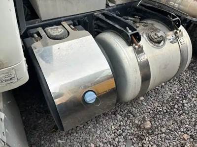 Peterbilt 579 DEF Tank