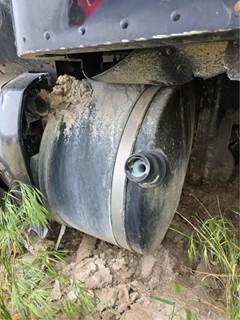 Peterbilt 579 DEF Tank