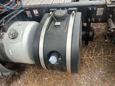 Peterbilt 579 DEF Tank