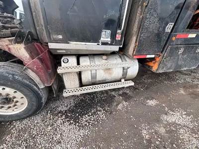 Western Star 4700 DEF Tank