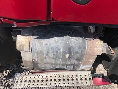 Freightliner Cascadia 132 DPF Filter