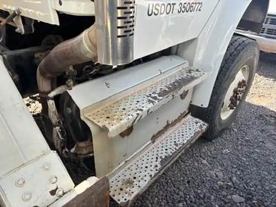 Freightliner M2 106 DPF Filter