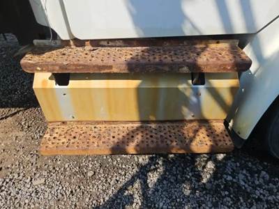 Freightliner M2 106 DPF Filter