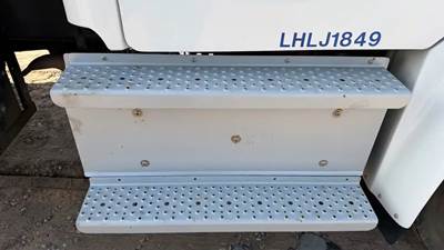 Freightliner M2 106 DPF Filter