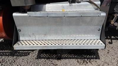 Kenworth W900 DPF Filter