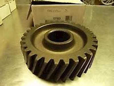 International RA472 FRONT Differential Part