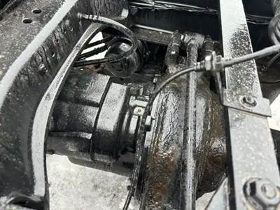 Dana-Spicer D40-155 Front Differential for a 2019 Peterbilt 579