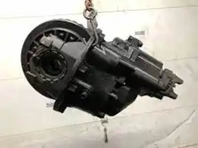 Dana-Spicer DSP40 Front Differential for a 2005 Kenworth W900L