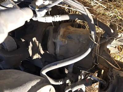 Dana-Spicer DSP40 Front Differential for a 2002 Kenworth W900