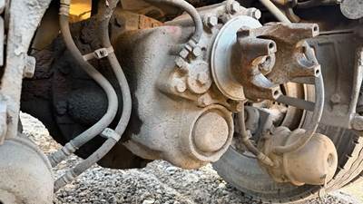 Eaton D46-170P Front Differential for a 2006 Peterbilt 378