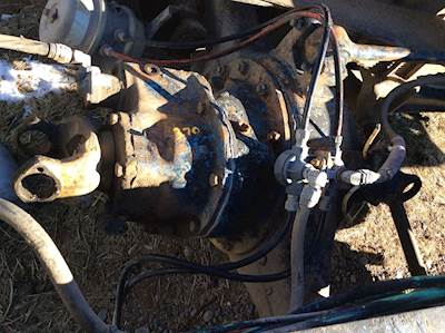 Eaton DS380 Front Differential for a 1977 Ford L9000