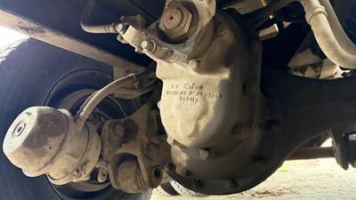 Eaton DS381/DS402 Front Differential for a 1981 Kenworth W900